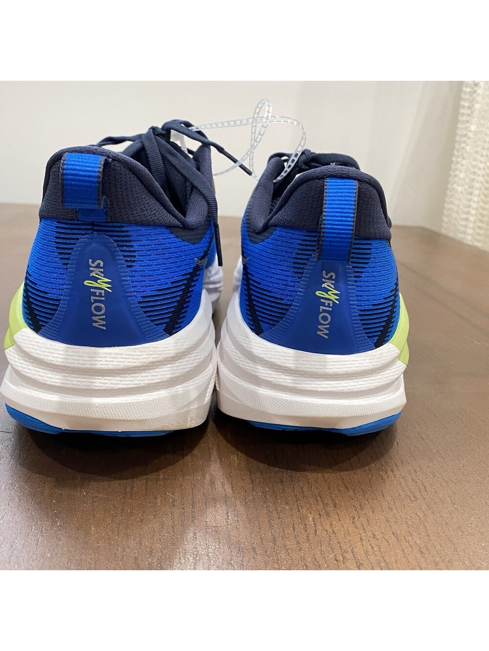 HOKA Skyflow Wide Breathable Mesh Running Sneaker 10.5 - Picture 5 of 9